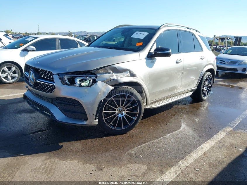 Mercedes-Benz GLE 350 - фото 2