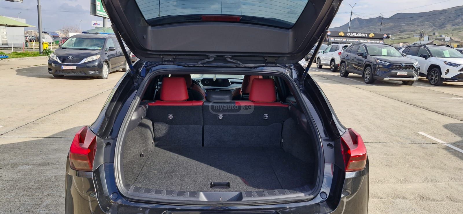 Lexus F Sport — миниатюра 14