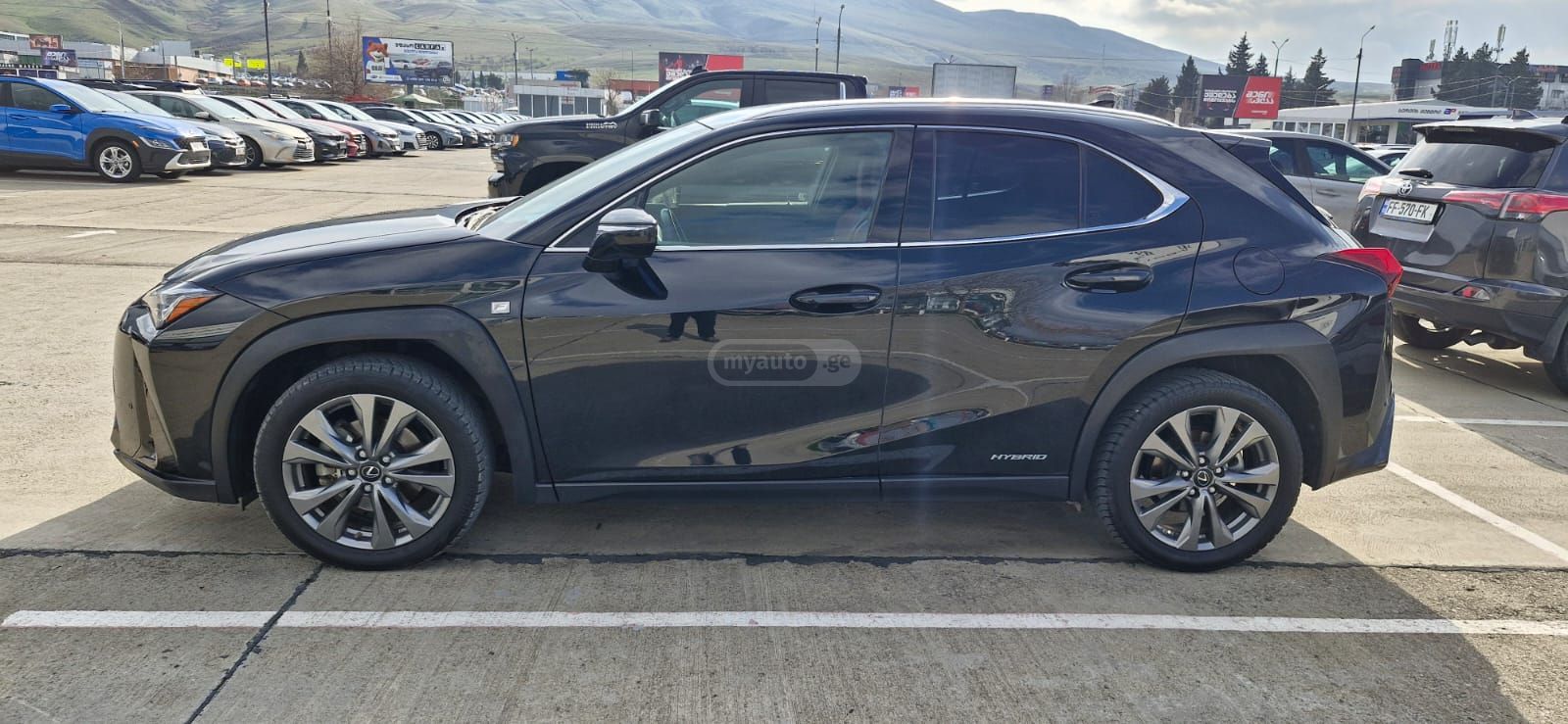 Lexus F Sport — миниатюра 4