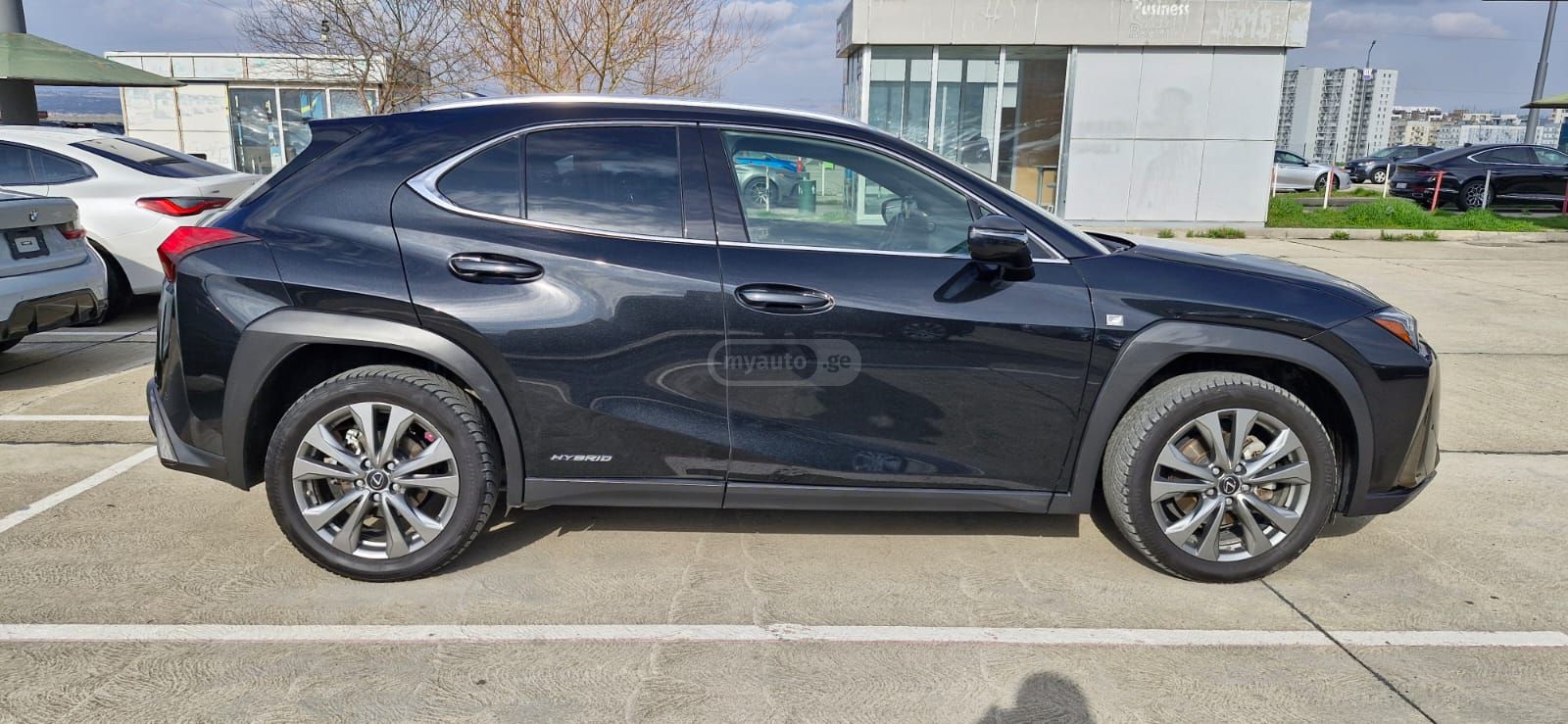 Lexus F Sport — миниатюра 8