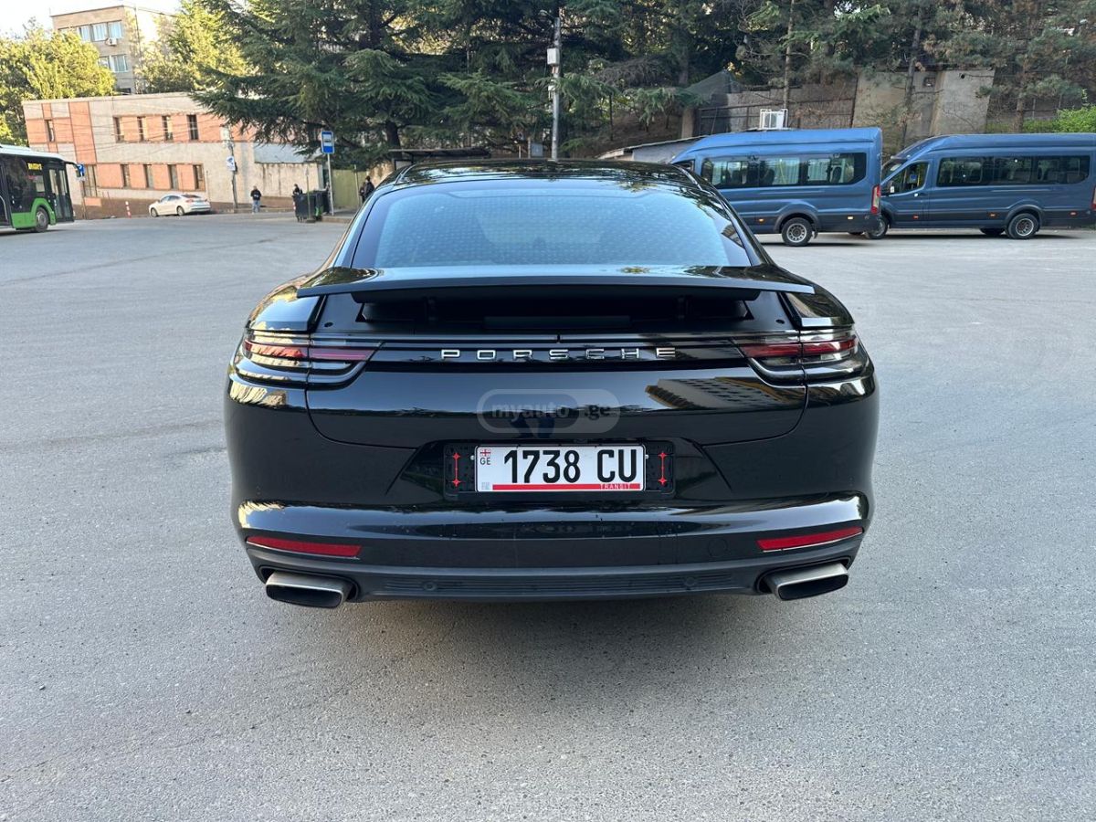 Porsche Panamera - фото 10