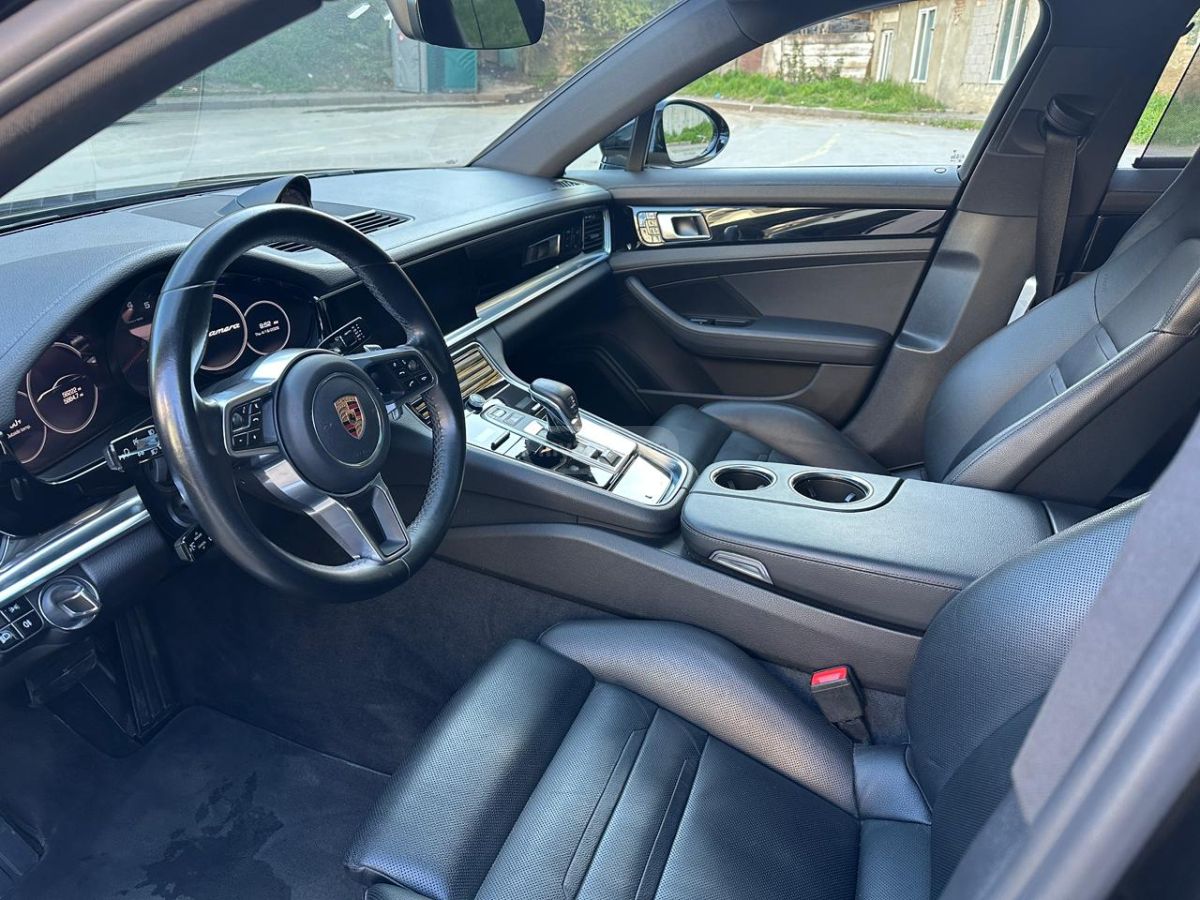 Porsche Panamera - фото 11