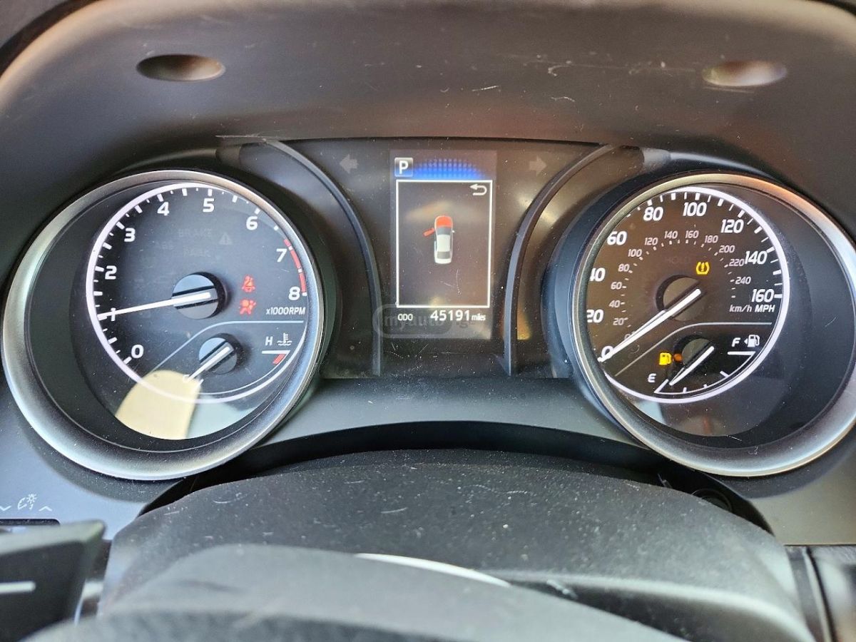 Toyota SE Nightshade 4dr Front-Wheel — миниатюра 9