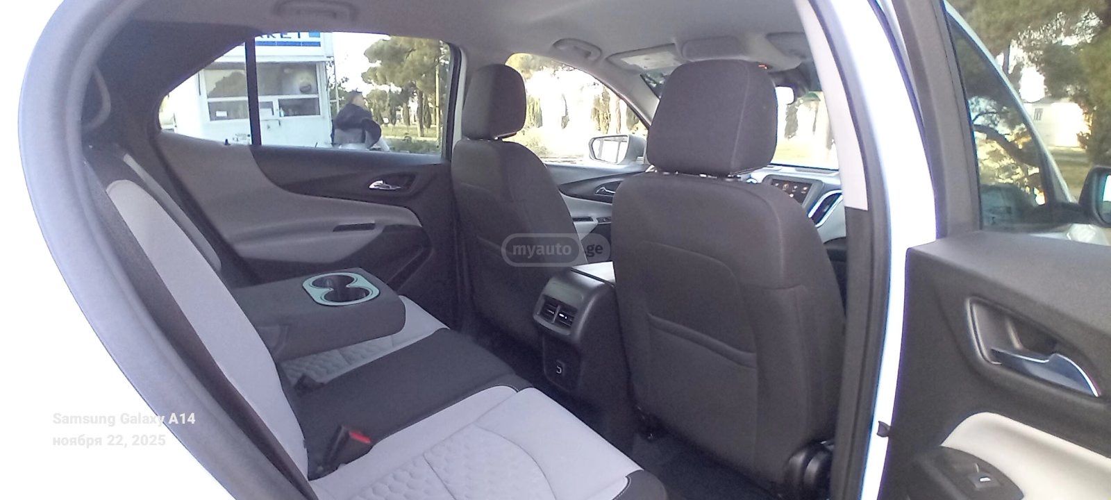 Chevrolet Equinox - фото 14