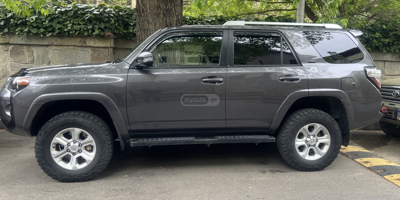 Toyota 4Runner - фото 5