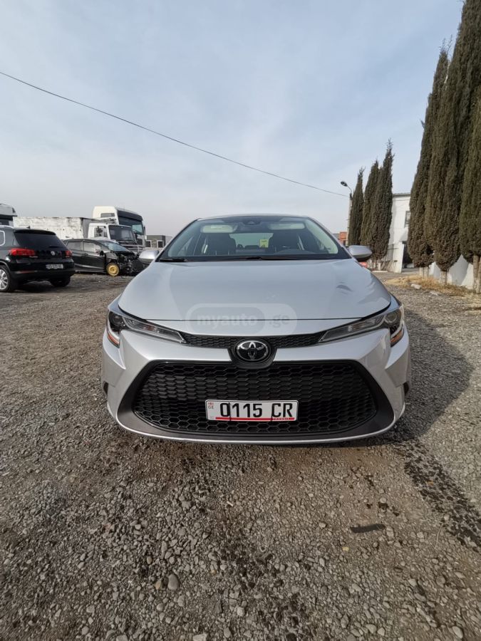 Toyota Corolla - фото 1