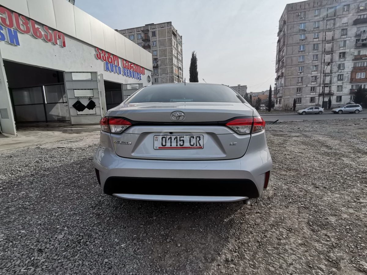 Toyota Corolla - фото 3