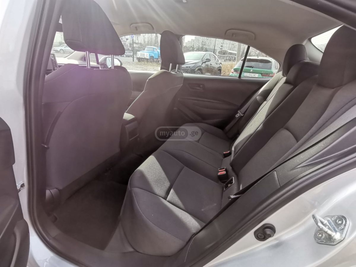 Toyota Corolla - фото 9