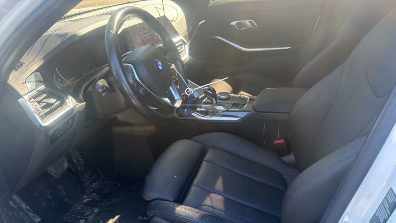 BMW 330 - фото 12