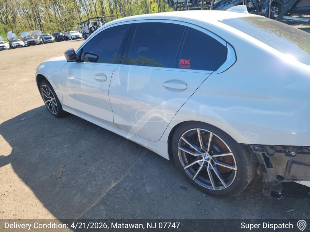BMW 330 - фото 3