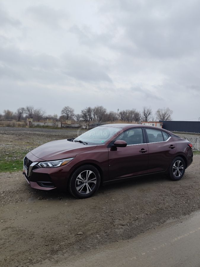 Nissan SV 4dr Sedan CVT — миниатюра 3