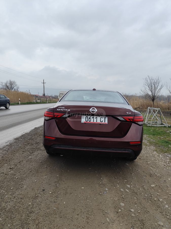 Nissan SV 4dr Sedan CVT — миниатюра 7