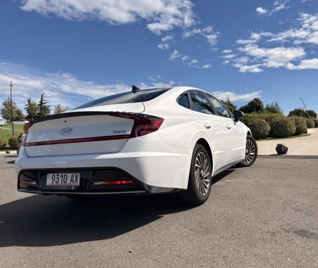 Hyundai Sonata - фото 12