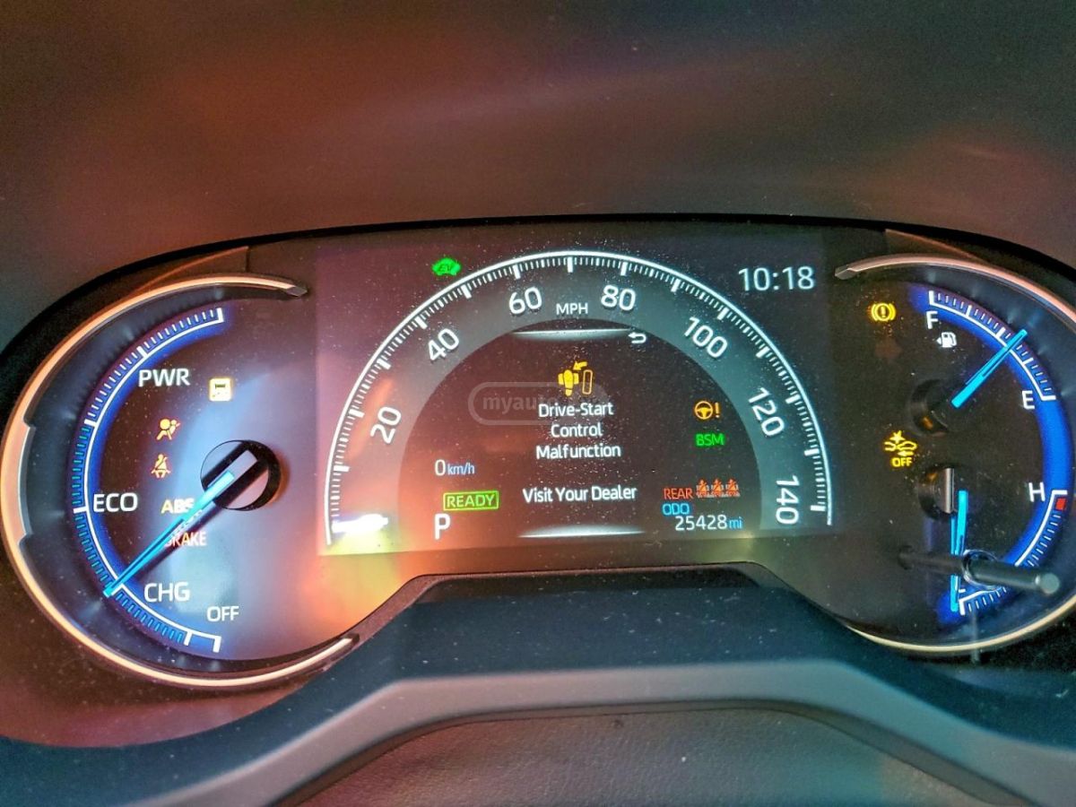 Toyota XSE 4dr All-Wheel Drive CVT — миниатюра 8