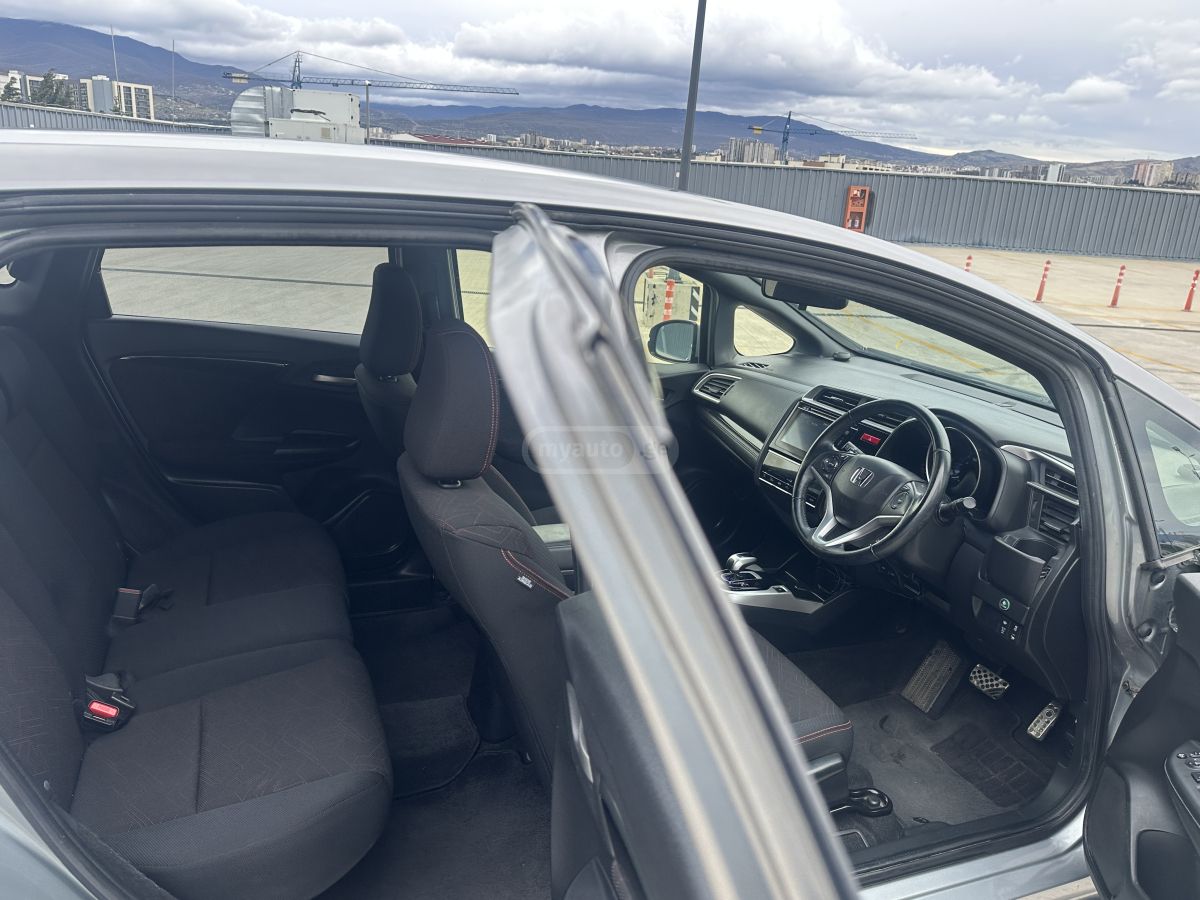 Honda FIT - фото 10