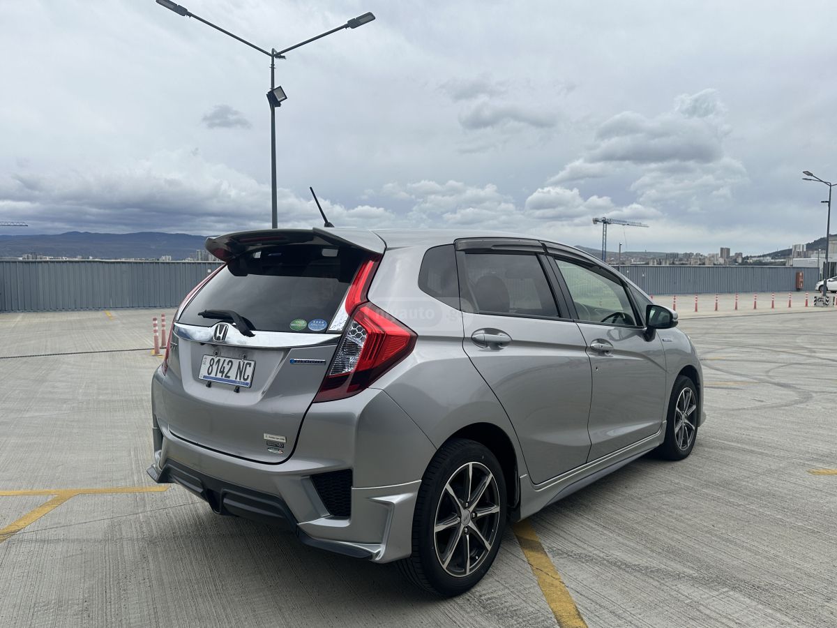 Honda FIT - фото 7