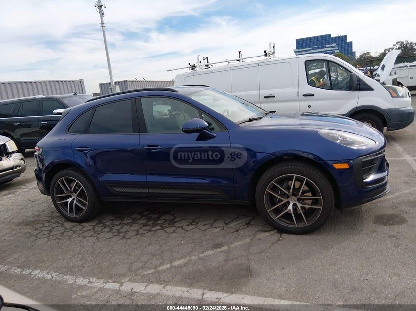 Porsche Macan 2025 — миниатюра 13