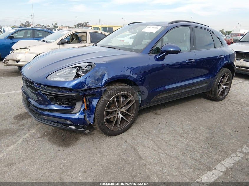 Porsche Macan 2025 — миниатюра 2