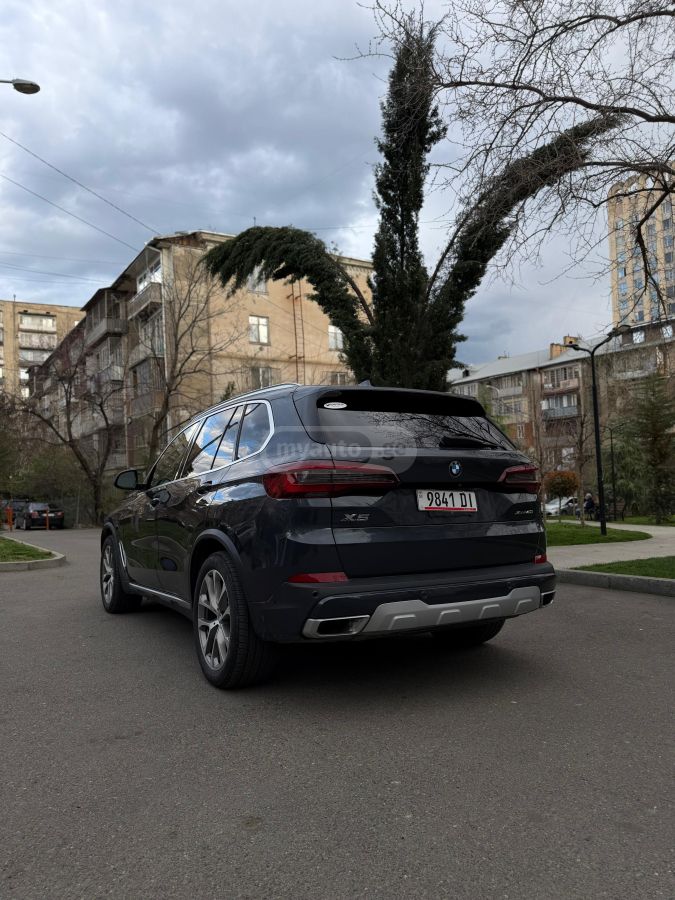 BMW X5 - фото 15