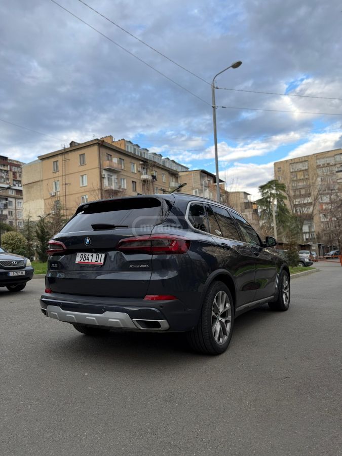 BMW X5 - фото 5