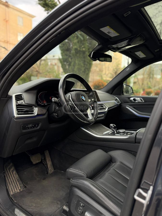 BMW X5 - фото 7