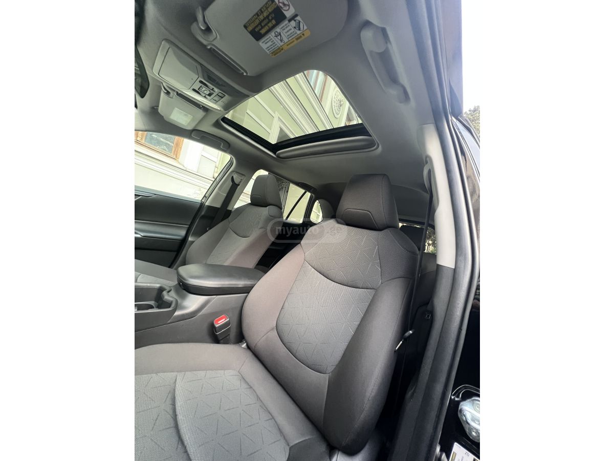 Toyota RAV 4 - фото 13