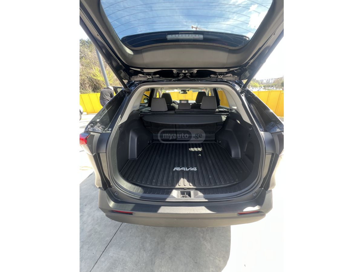 Toyota RAV 4 - фото 14