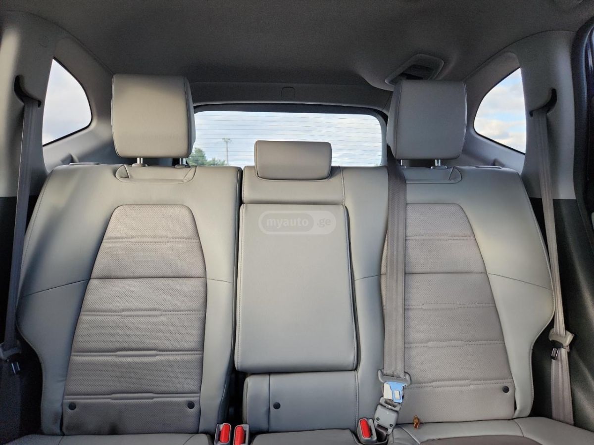Honda CR-V - фото 10