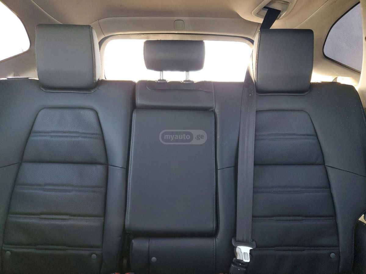 Honda CR-V - фото 10