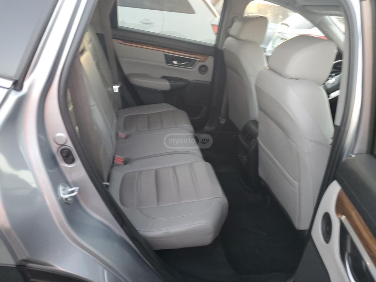 Honda CR-V - фото 11