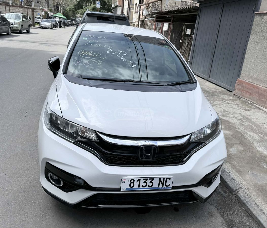 Honda FIT - фото 4