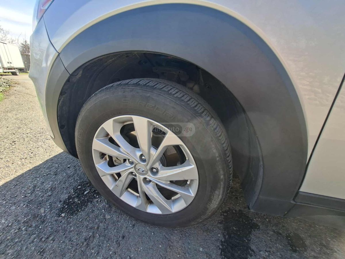 Hyundai Tucson - фото 9