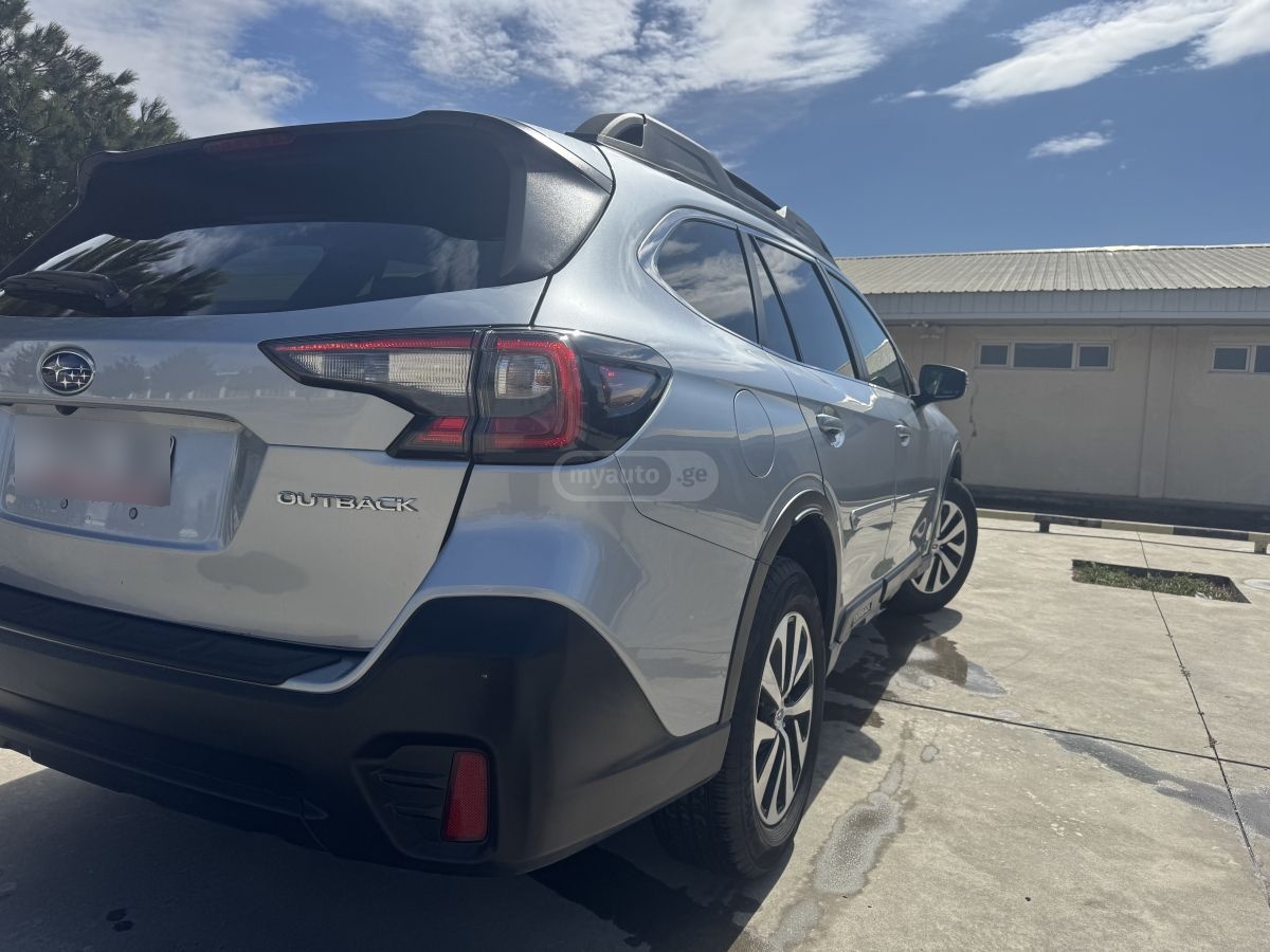Subaru Outback - фото 7