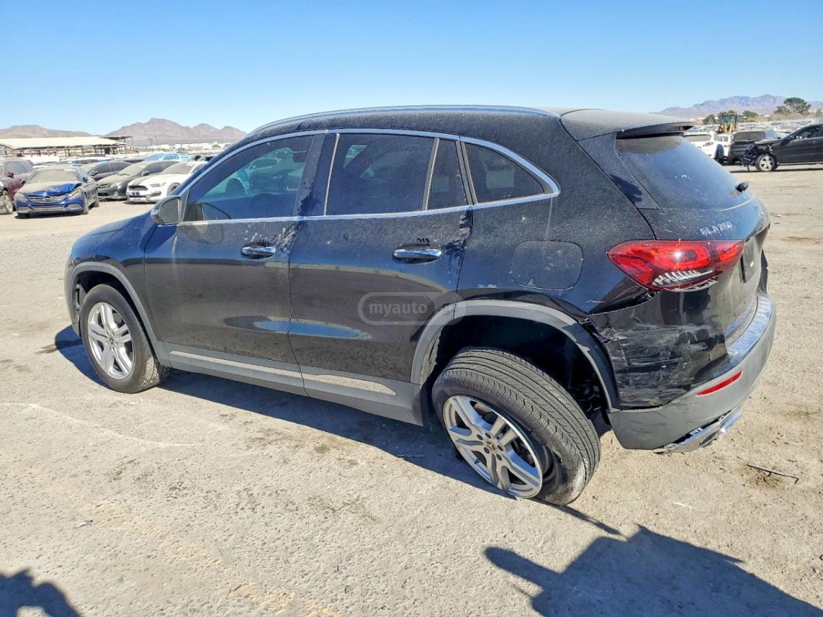 Mercedes-Benz GLA 250 - фото 2