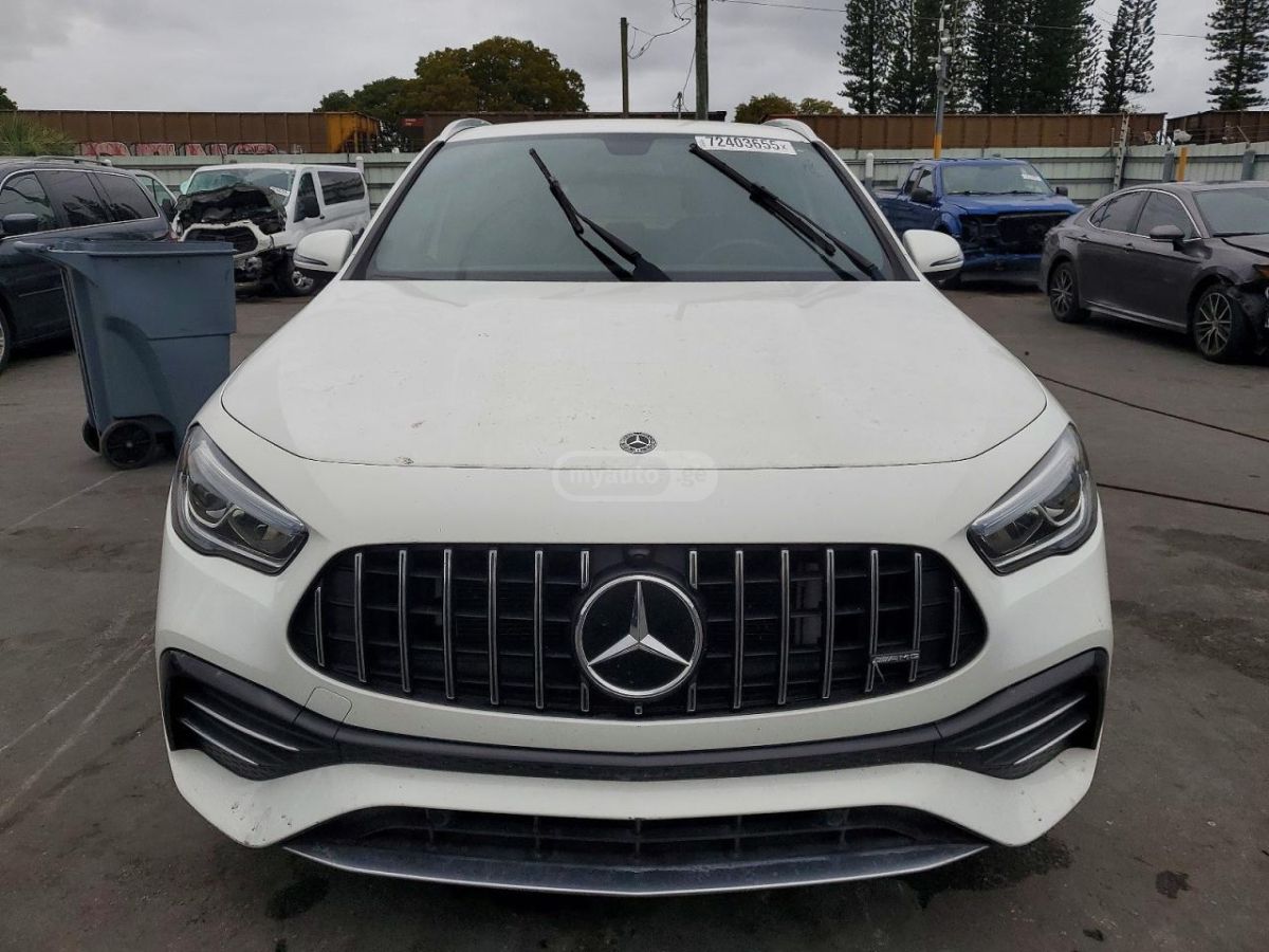 Mercedes-Benz GLA 350 - фото 5