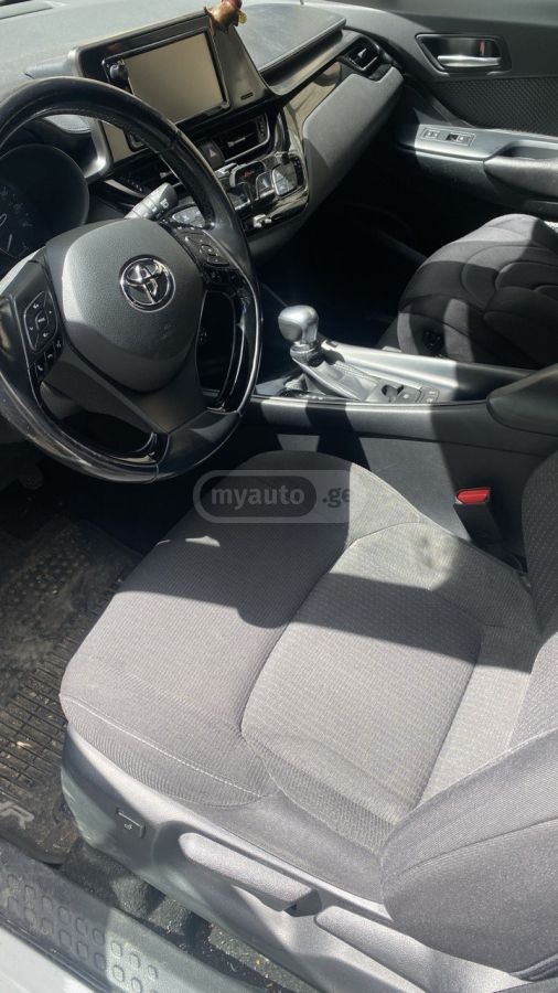 Toyota CHR - фото 4