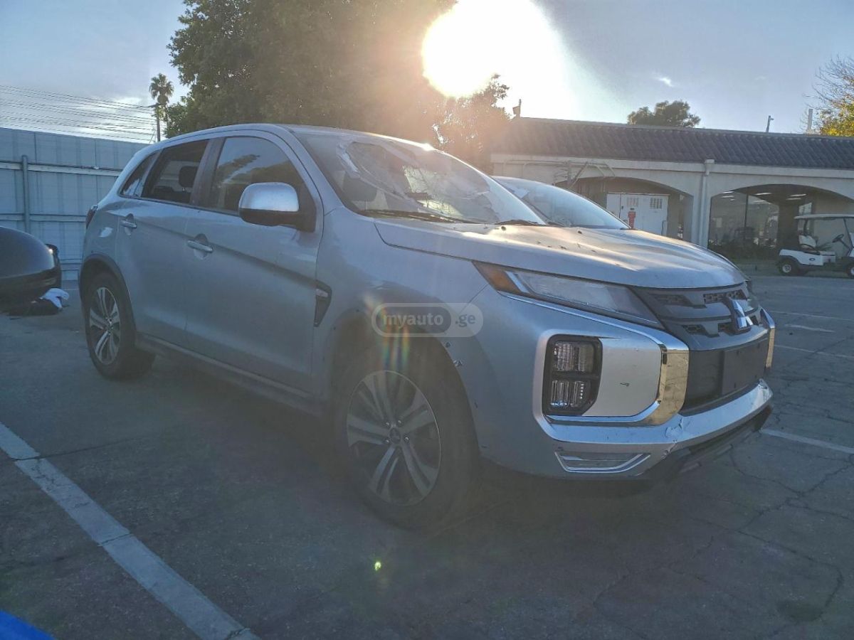 Toyota Outlander 2020 — миниатюра 4