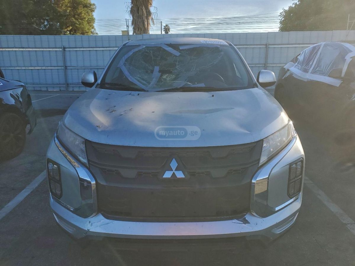 Toyota Outlander 2020 — миниатюра 5