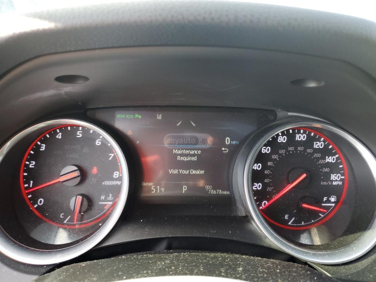 Toyota Camry - фото 8