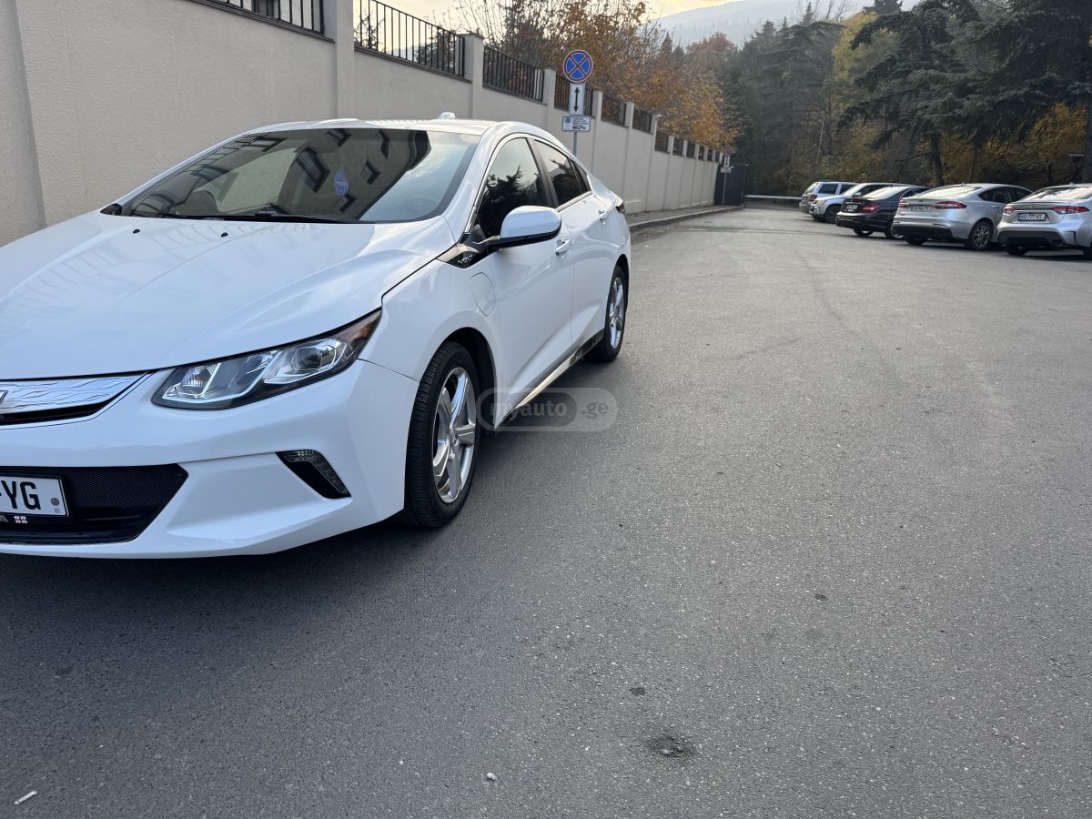 Chevrolet Volt - фото 6