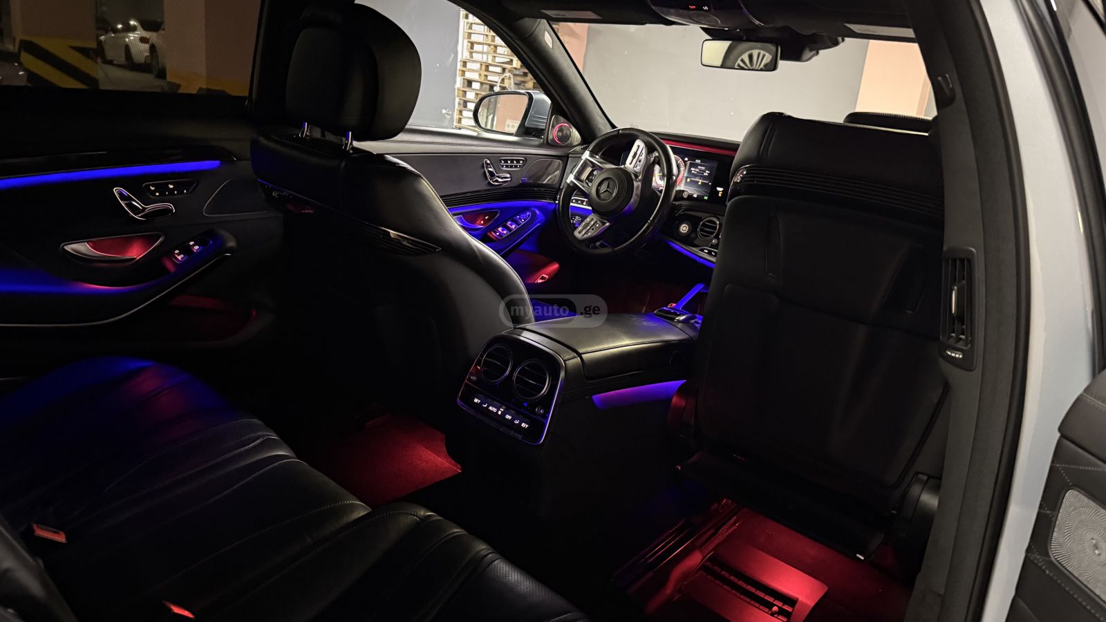 Mercedes-Benz S 63 AMG - фото 7