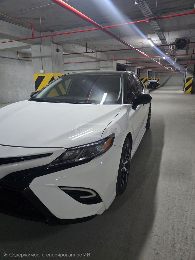 Toyota Camry - фото 12