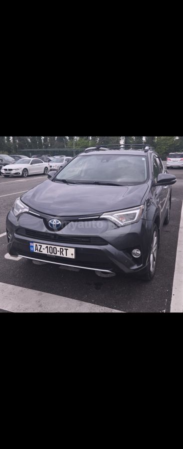 Toyota RAV 4 - фото 1