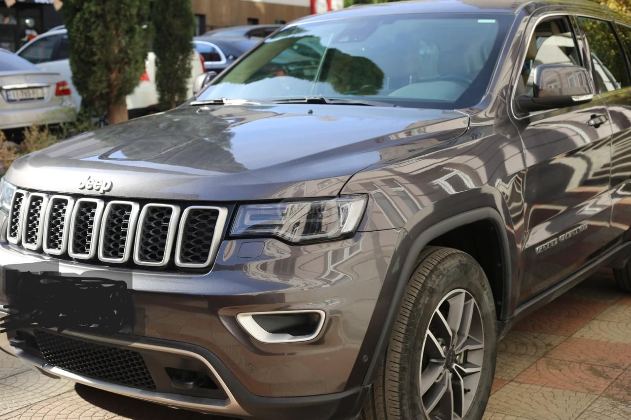 Jeep Limited 4dr 4x2 Automatic — миниатюра 6