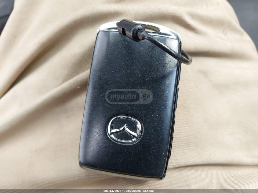 Mazda Mazda 3 2025 — миниатюра 10