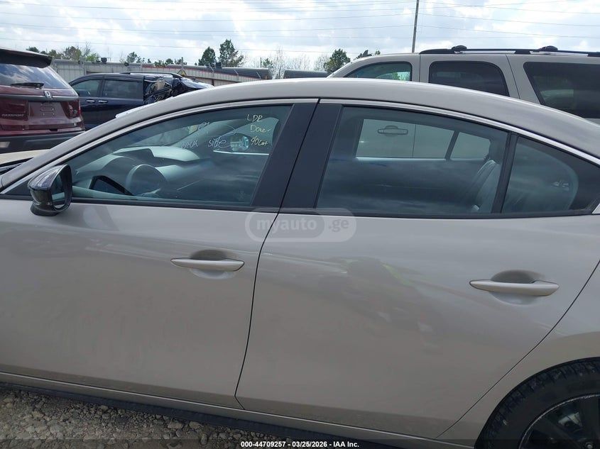 Mazda Mazda 3 2025 — миниатюра 14