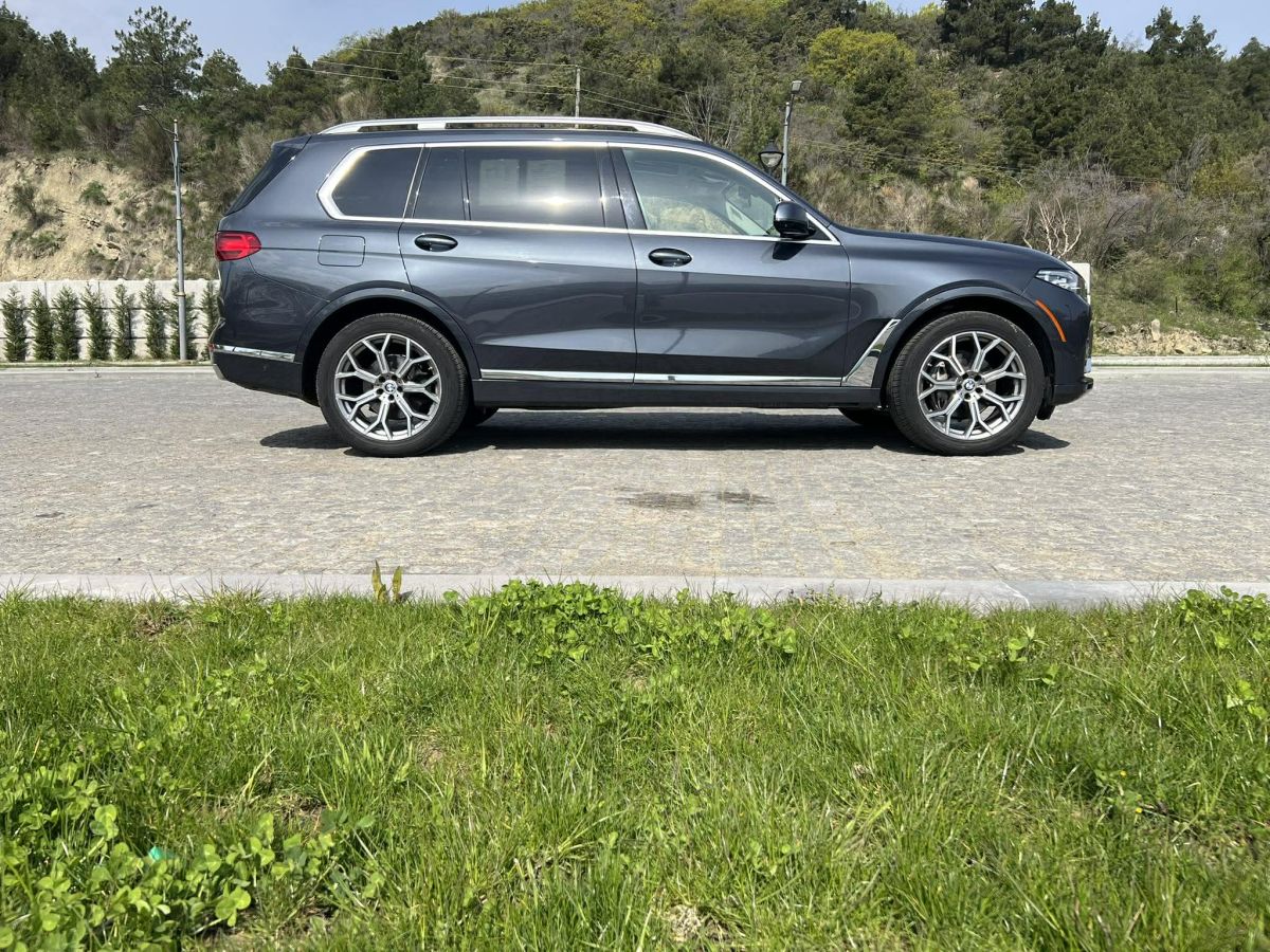 BMW X7 - фото 5