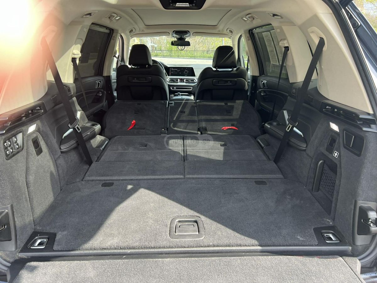 BMW X7 - фото 9