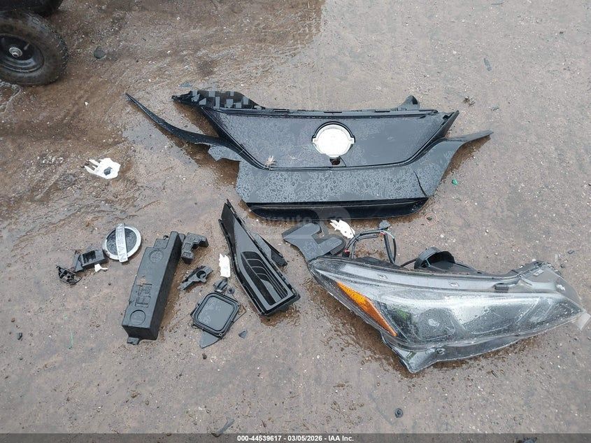 Nissan Leaf 2023 — миниатюра 11