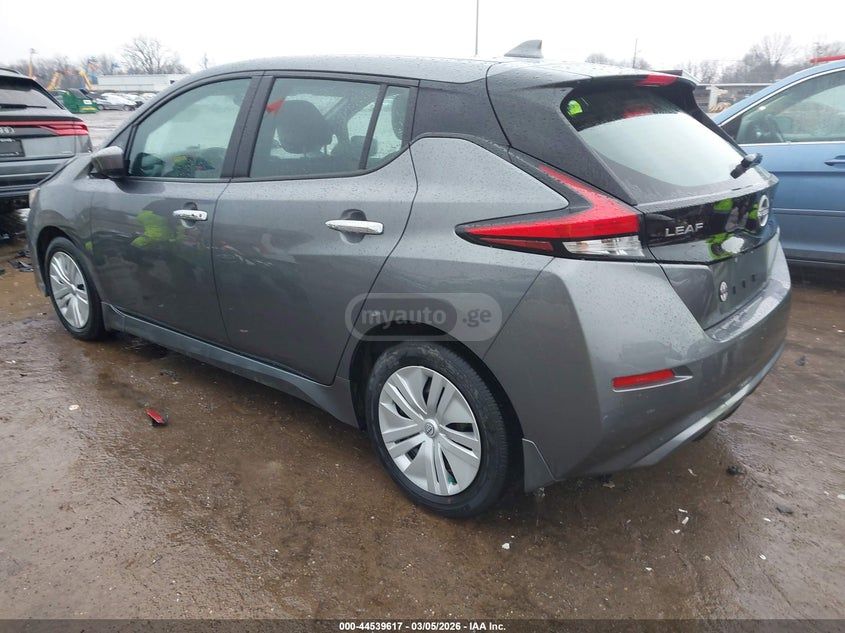 Nissan Leaf 2023 — миниатюра 3